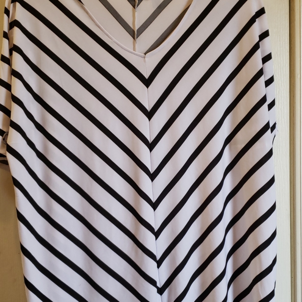 Cold shoulder top